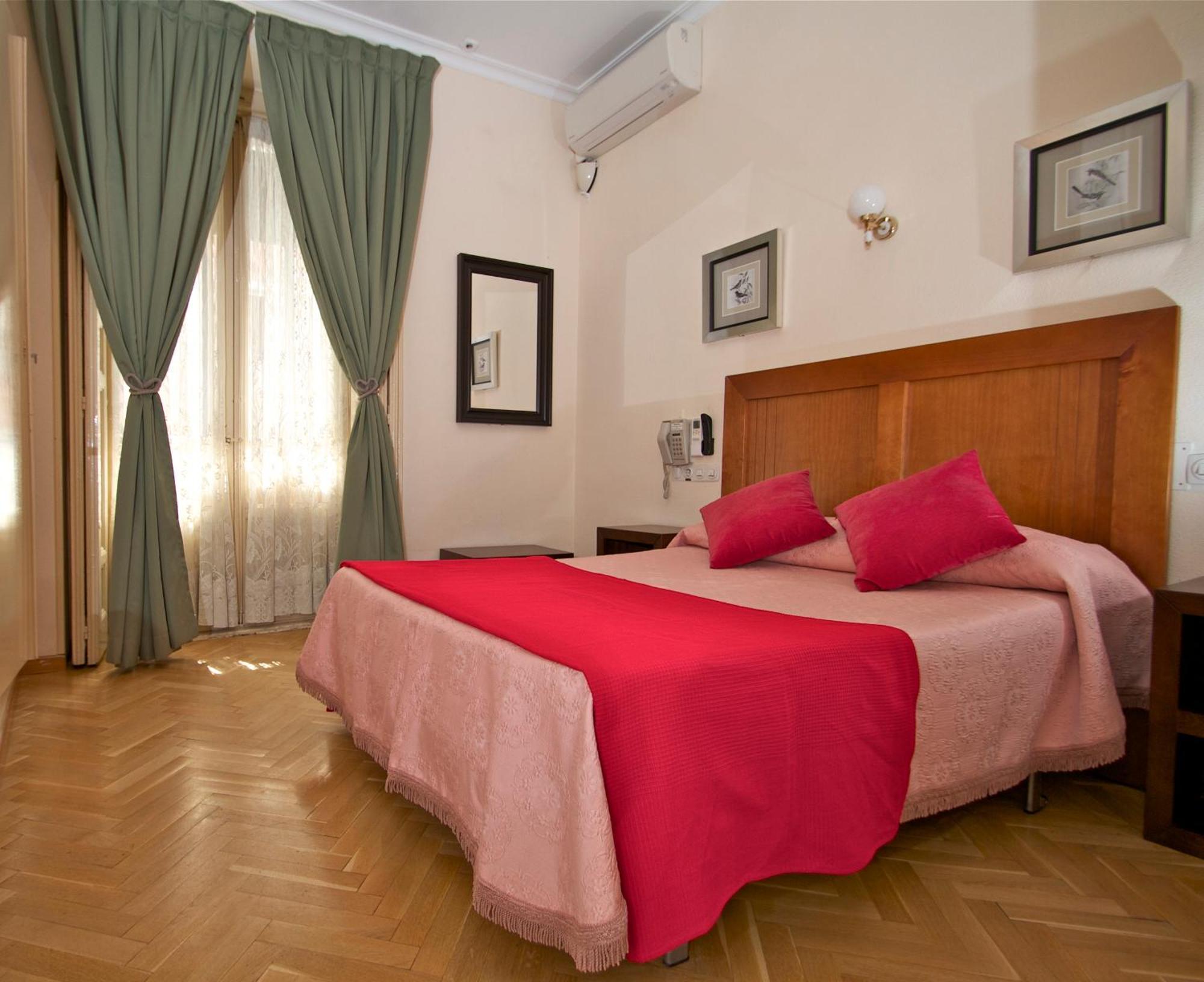 Hostal Greco Gran Via Madrid, Madrid